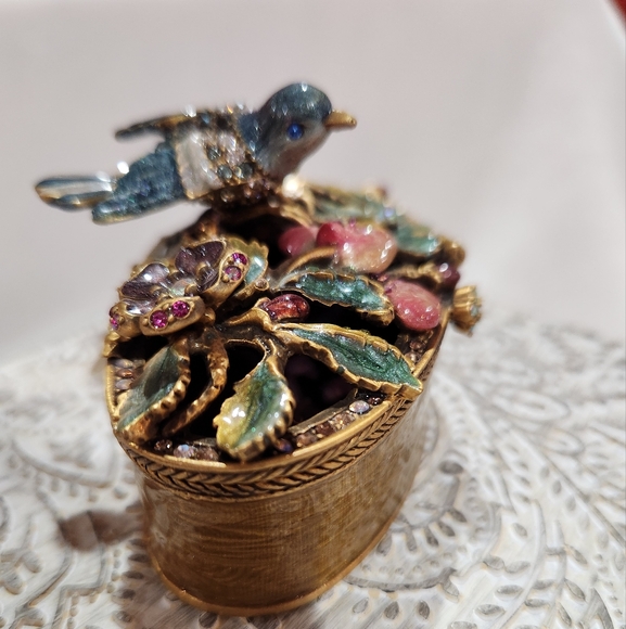 Jay Strongwater Bird on Fruit Oval Box with Tag - Picture 4 of 11